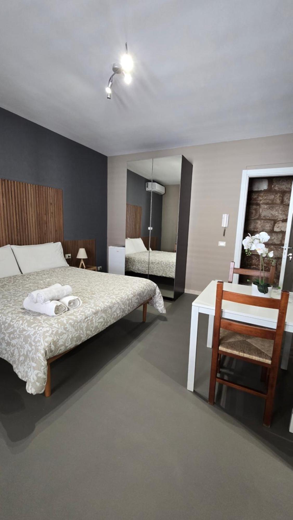 House Orlando Hotel สเฟอร์ราคาวาลโล ภายนอก รูปภาพ